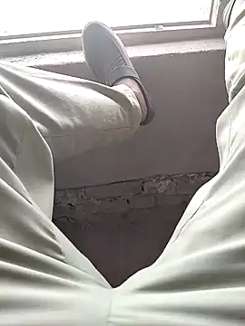 xmanrawan2 online show from February 12, 2025, 9:31 am