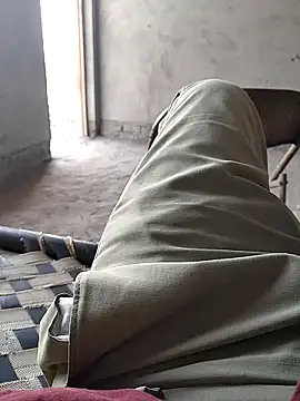 xmanrawan2 online show from February 17, 2025, 7:37 am