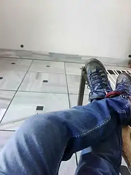 xmanrawan2 online show from February 22, 2025, 9:01 am