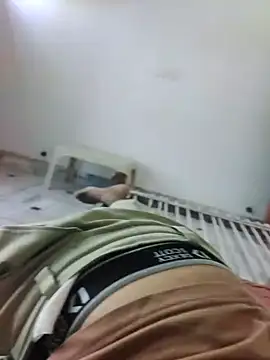 xmanrawan2 online show from September 20, 2025, 4:35 am