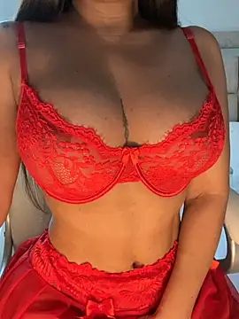 Snapshot of sofiaxox chatting on April 14, 2026, 5:08 pm sofiaxox online show from April 14, 2026, 5:08 pm