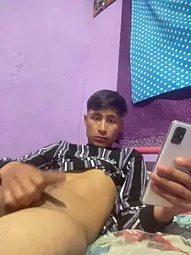 EduardoEspinoza12 online show from January 26, 2025, 7:20 pm