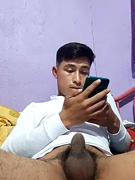 EduardoEspinoza12 online show from October 22, 2025, 3:23 pm