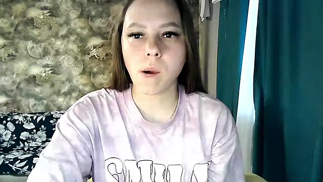 Snapshot of Misssweet_s chatting on June 1, 2026, 4:41 pm Misssweet s online show from June 1, 2026, 4:41 pm