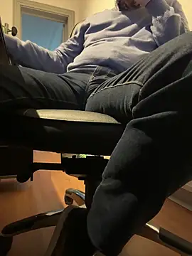 vincent1522 online show from January 26, 2025, 2:41 pm