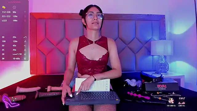 PamelaaPonce online show from April 9, 2026, 3:17 pm