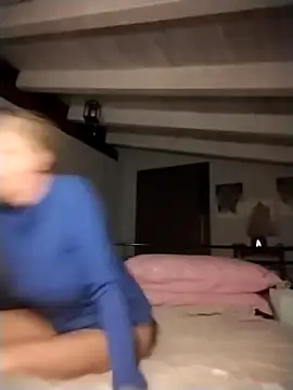 divinaerotica online show from March 1, 2026, 5:37 pm