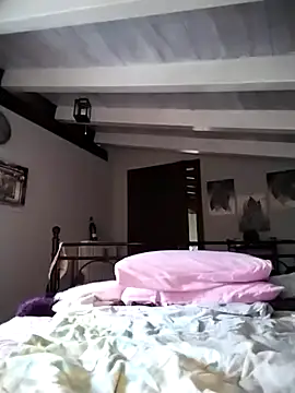 divinaerotica online show from March 5, 2026, 2:46 pm