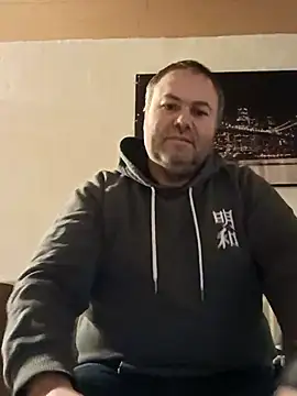 Snapshot of Pourleplasirs chatting on February 21, 2025, 11:32 pm Pourleplasirs online show from February 21, 2025, 11:32 pm