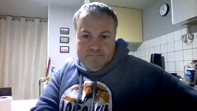 Snapshot of Pourleplasirs chatting on November 14, 2025, 10:40 pm Pourleplasirs online show from November 14, 2025, 10:40 pm