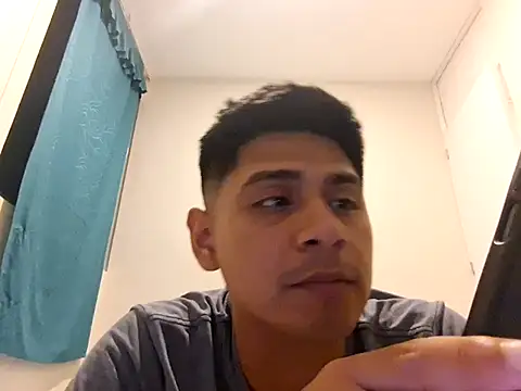 Snapshot of latinhotboy69 chatting on January 18, 2026, 5:44 am latinhotboy69 online show from January 18, 2026, 5:44 am