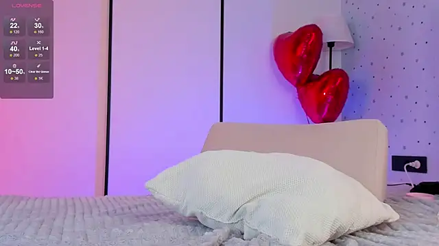 Snapshot of heartseduction chatting on February 14, 2025, 5:25 pm heartseduction online show from February 14, 2025, 5:25 pm