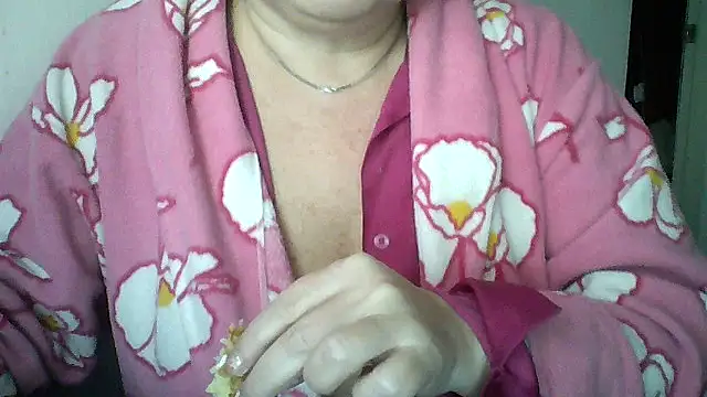 Mayya4321 online show from November 18, 2025, 10:20 am