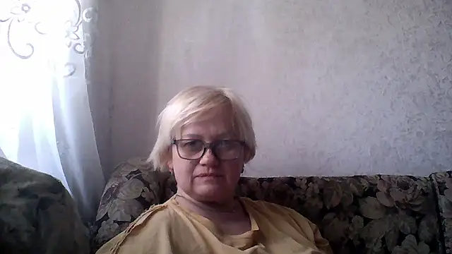 Mayya4321 online show from May 15, 2026, 11:39 am