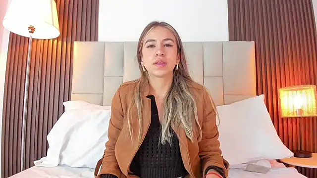 Snapshot of Ariana_greenblat chatting on May 5, 2026, 5:21 pm Ariana greenblat online show from May 5, 2026, 5:21 pm