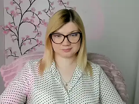 Lola moree online show from May 12, 2026, 12:02 pm