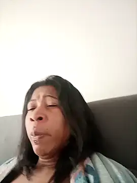 Zaira Rose  online show from February 18, 2026, 1:18 pm