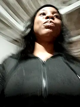 Snapshot of Zaira_Rose_ chatting on March 7, 2026, 2:30 am Zaira Rose online show from March 7, 2026, 2:30 am