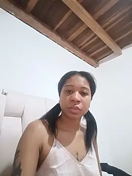 Snapshot of Zaira_Rose_ chatting on June 26, 2026, 10:36 pm Zaira Rose online show from June 26, 2026, 10:36 pm