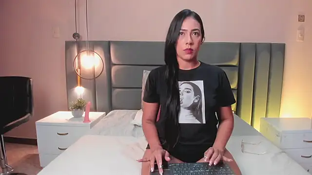 RebecaSanderss online show from February 24, 2025, 2:37 pm