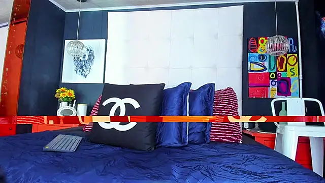 Snapshot of Thomas_May4rs chatting on March 21, 2025, 7:44 am Thomas May4rs online show from March 21, 2025, 7:44 am