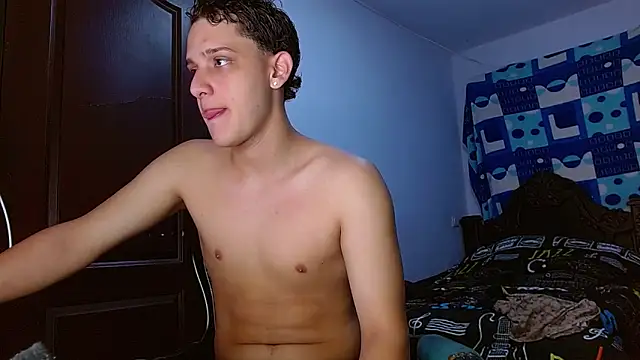 Snapshot of Thomas_May4rs chatting on November 29, 2025, 9:18 pm Thomas May4rs online show from November 29, 2025, 9:18 pm