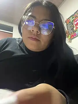 Snapshot of viccky_vick chatting on February 15, 2025, 3:31 am viccky vick online show from February 15, 2025, 3:31 am