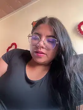 Snapshot of viccky_vick chatting on February 23, 2025, 8:22 pm viccky vick online show from February 23, 2025, 8:22 pm