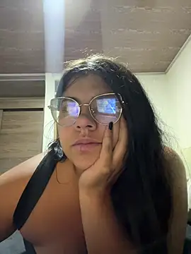 Snapshot of viccky_vick chatting on March 16, 2025, 3:58 am viccky vick online show from March 16, 2025, 3:58 am