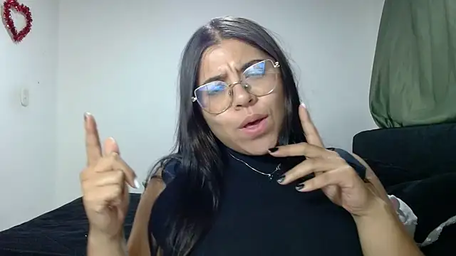 Snapshot of viccky_vick chatting on October 30, 2025, 2:02 am viccky vick online show from October 30, 2025, 2:02 am