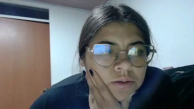 Snapshot of viccky_vick chatting on January 10, 2026, 4:36 am viccky vick online show from January 10, 2026, 4:36 am