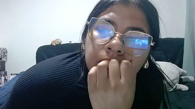 Snapshot of viccky_vick chatting on June 13, 2026, 12:08 am viccky vick online show from June 13, 2026, 12:08 am