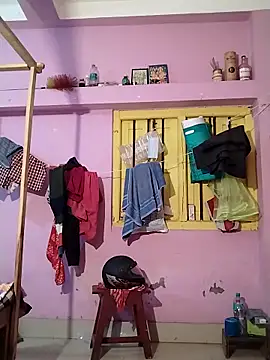 Multiple121 online show from February 20, 2025, 6:02 pm