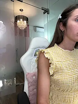 Anya-Ray online show from July 13, 2026, 11:13 am