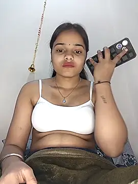 Snapshot of RAYI_123 chatting on February 16, 2025, 4:42 pm RAYI 123 online show from February 16, 2025, 4:42 pm