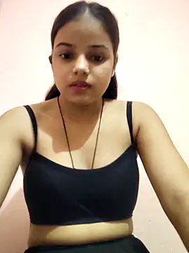 Snapshot of RAYI_123 chatting on October 15, 2025, 5:29 am RAYI 123 online show from October 15, 2025, 5:29 am