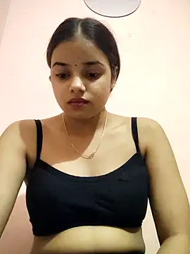 Snapshot of RAYI_123 chatting on November 2, 2025, 5:21 am RAYI 123 online show from November 2, 2025, 5:21 am