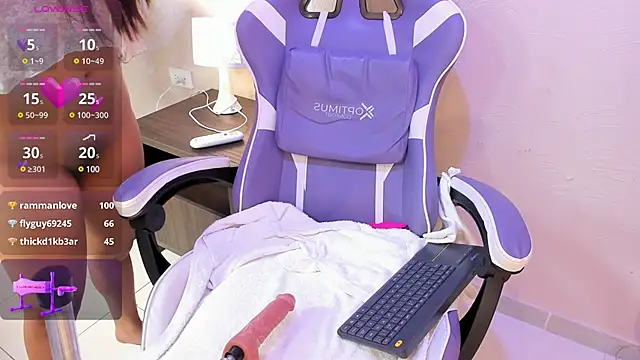 yeikafoxy online show from March 1, 2025, 5:27 pm