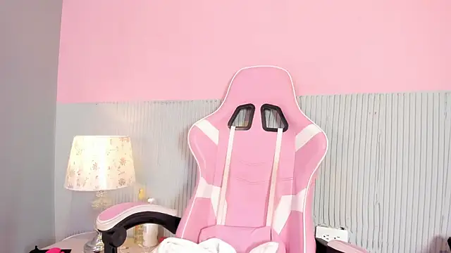 yeikafoxy online show from October 2, 2025, 10:55 am