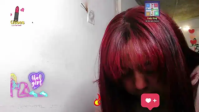 alexandraluv online show from March 4, 2026, 2:06 am