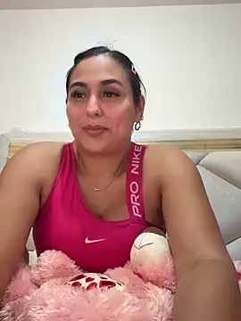 Snapshot of dulcehot_1502 chatting on February 19, 2025, 2:55 pm dulcehot 1502 online show from February 19, 2025, 2:55 pm