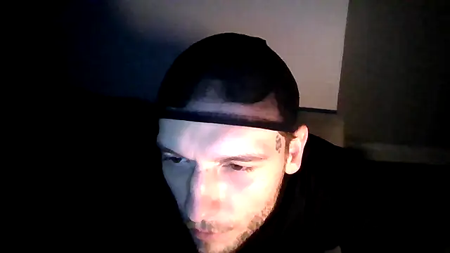 cruz815 online show from December 2, 2025, 9:10 pm