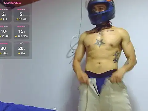 Keiviid online show from April 12, 2026, 2:27 am