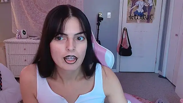 Snapshot of princesselysia chatting on November 28, 2025, 5:04 pm princesselysia online show from November 28, 2025, 5:04 pm