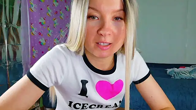 Snapshot of TwerkingCheerleader chatting on November 2, 2025, 10:50 am TwerkingCheerleader online show from November 2, 2025, 10:50 am