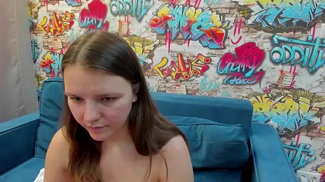 Snapshot of Jenny_Jimmy chatting on May 11, 2026, 4:04 pm Jenny Jimmy online show from May 11, 2026, 4:04 pm