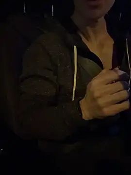 Snapshot of goddess-harper chatting on October 24, 2025, 7:10 pm goddess-harper online show from October 24, 2025, 7:10 pm