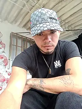 Niick01  online show from January 15, 2026, 6:11 pm