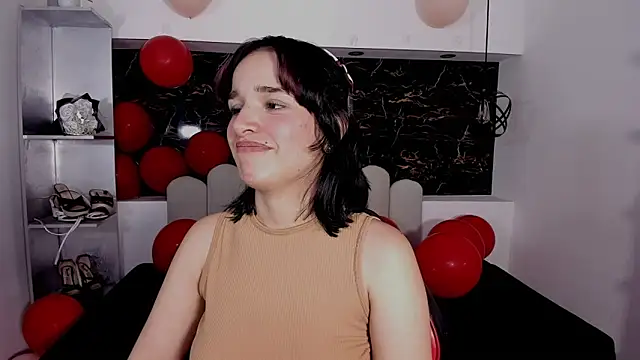 Annyrosee online show from February 11, 2026, 7:41 pm