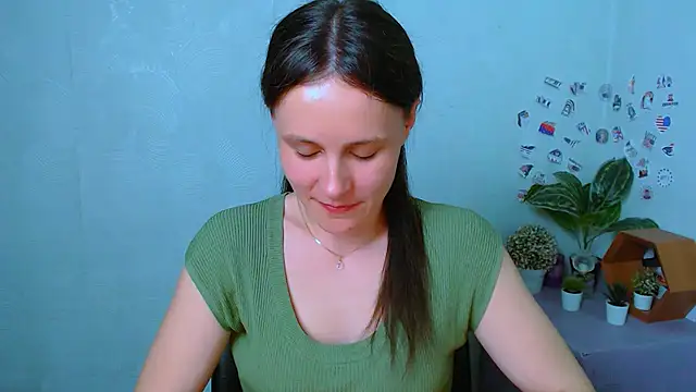 ValeriaHeart  online show from March 25, 2026, 6:58 pm